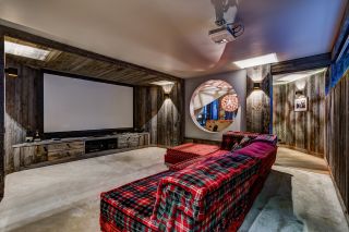 chalet 10 Rooms for sale on CHAMONIX MONT BLANC (74400)