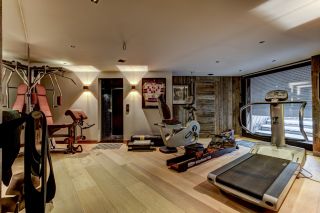 chalet 10 Rooms for sale on CHAMONIX MONT BLANC (74400)