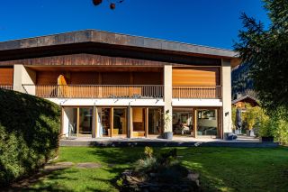 apartment 5 Rooms for sale on CHAMONIX MONT BLANC (74400)