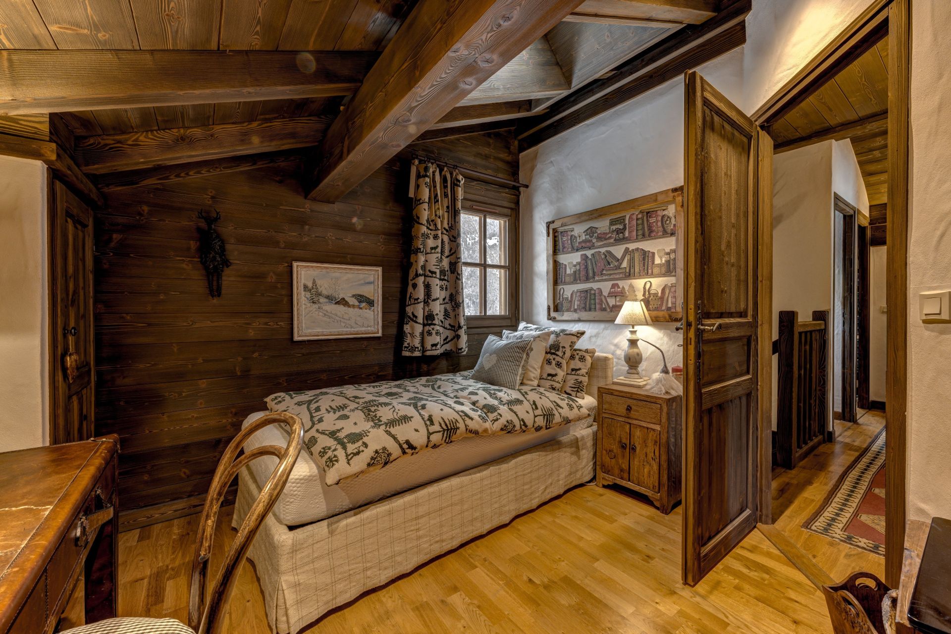 chalet 4 Rooms for sale on LES HOUCHES (74310)