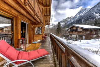 chalet 4 Rooms for sale on LES HOUCHES (74310)