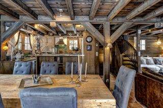 chalet 4 Rooms for sale on LES HOUCHES (74310)