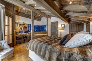 chalet 4 Rooms for sale on LES HOUCHES (74310)
