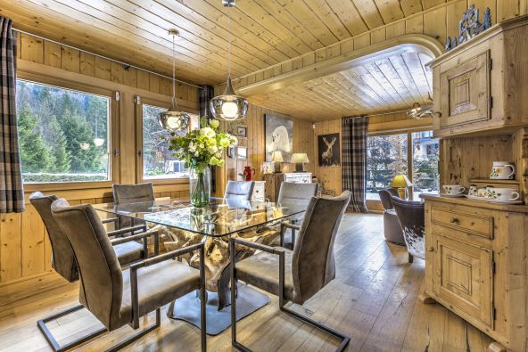 Sale Chalet Chamonix-Mont-Blanc 11 Rooms 210 m²