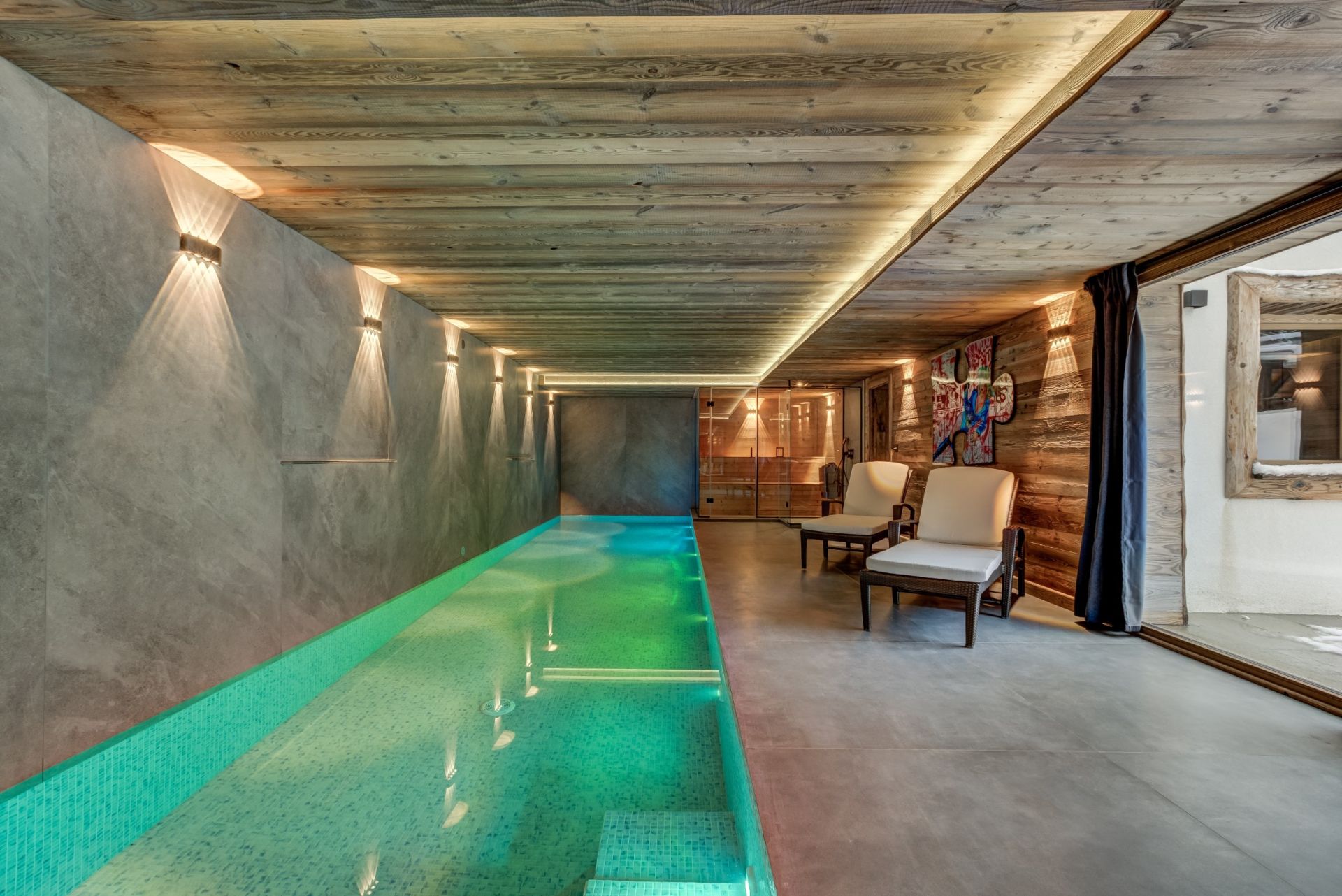 chalet 10 Rooms for sale on ARGENTIERE (74400)