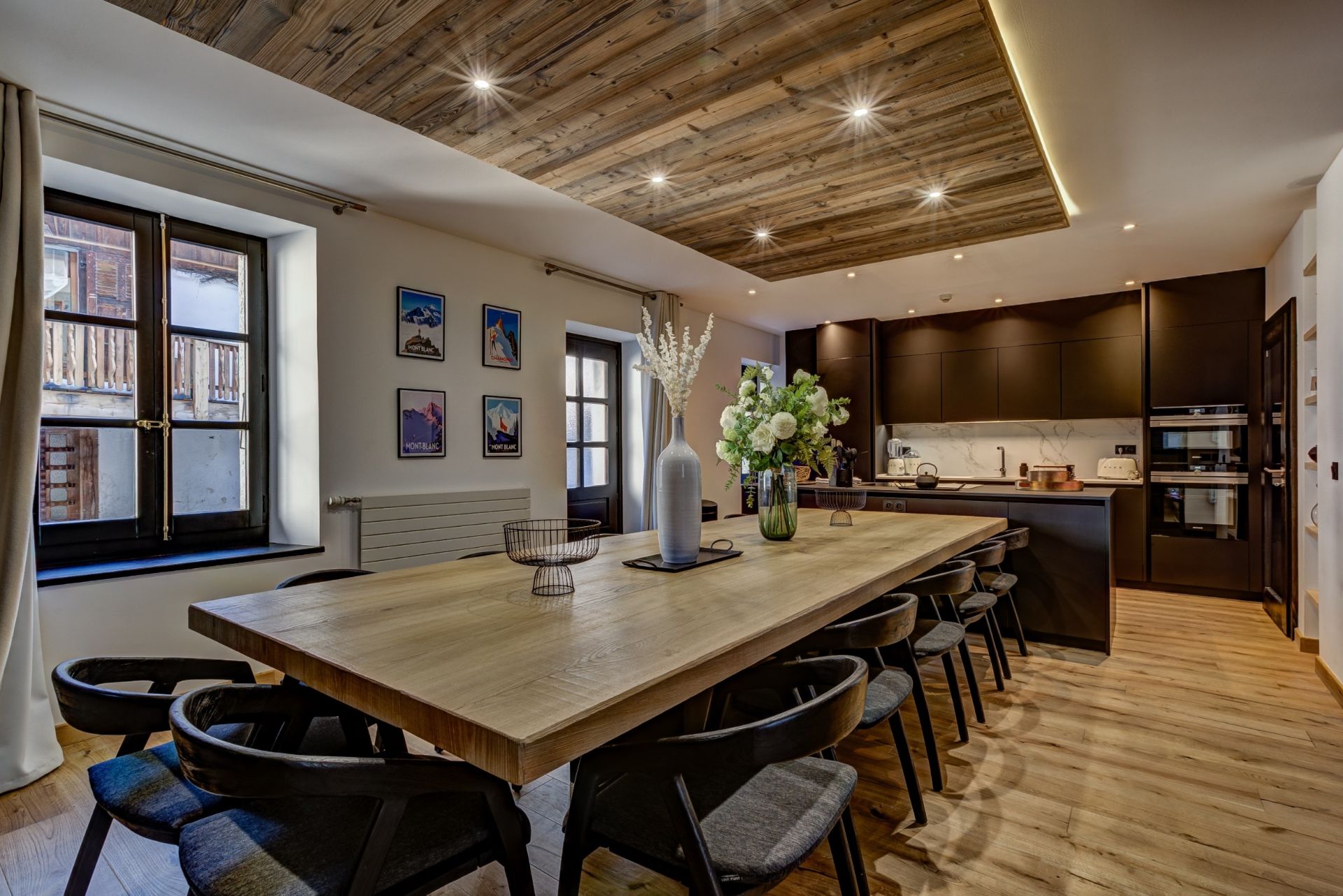 house 9 Rooms for sale on ARGENTIERE (74400)