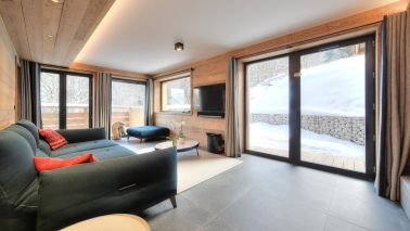 chalet 12 Rooms for sale on CHAMONIX MONT BLANC (74400)