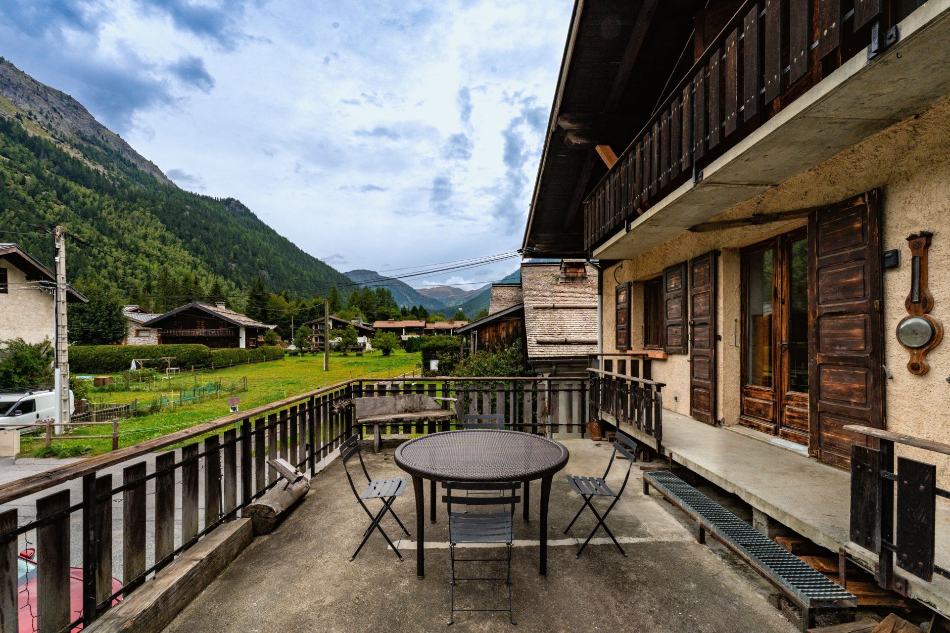 apartment 4 Rooms for sale on CHAMONIX MONT BLANC (74400)