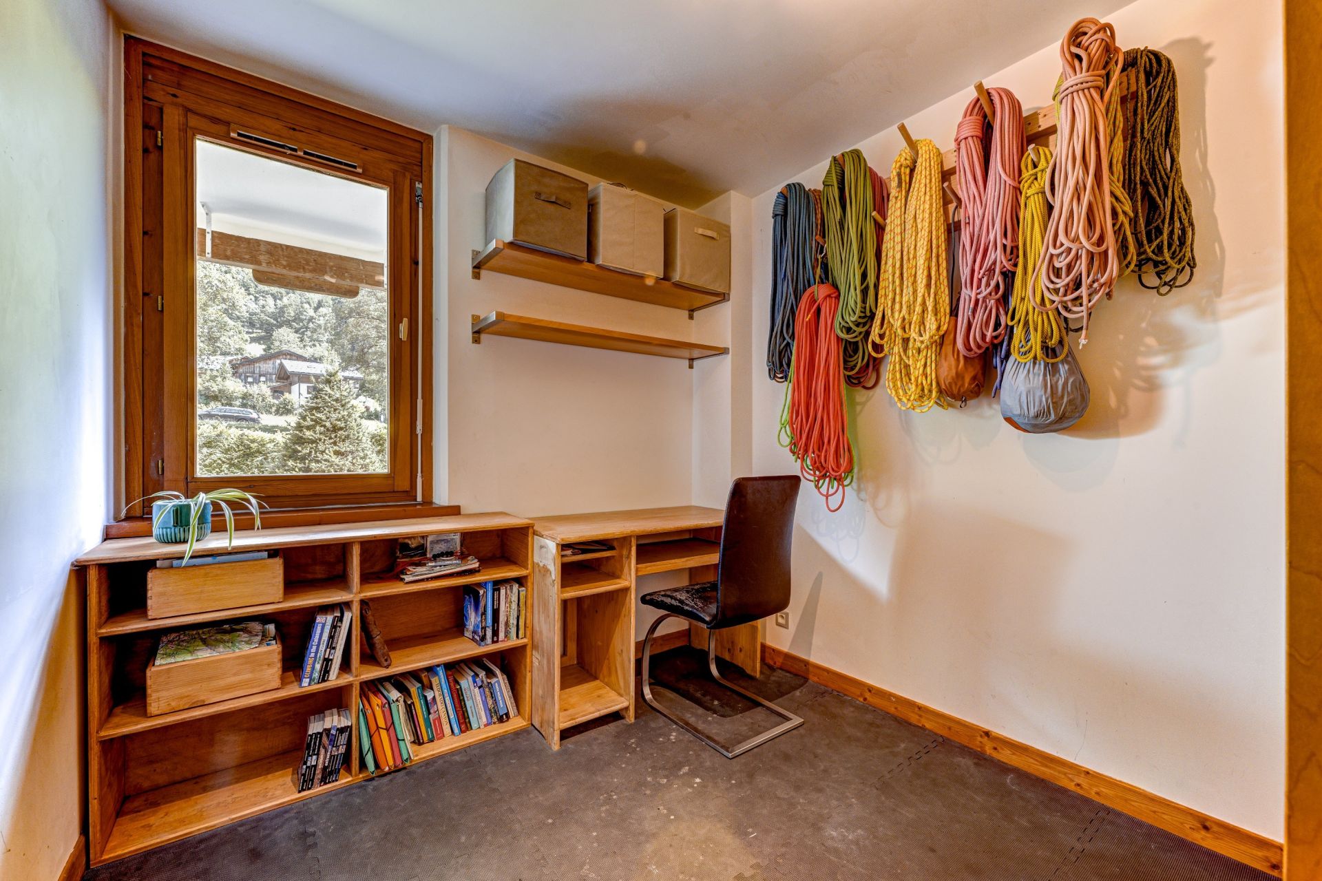 apartment 4 Rooms for sale on CHAMONIX MONT BLANC (74400)