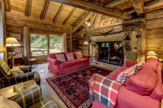 chalet 9 Rooms for sale on CHAMONIX MONT BLANC (74400)