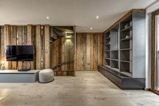 apartment 5 Rooms for sale on ARGENTIERE (74400)