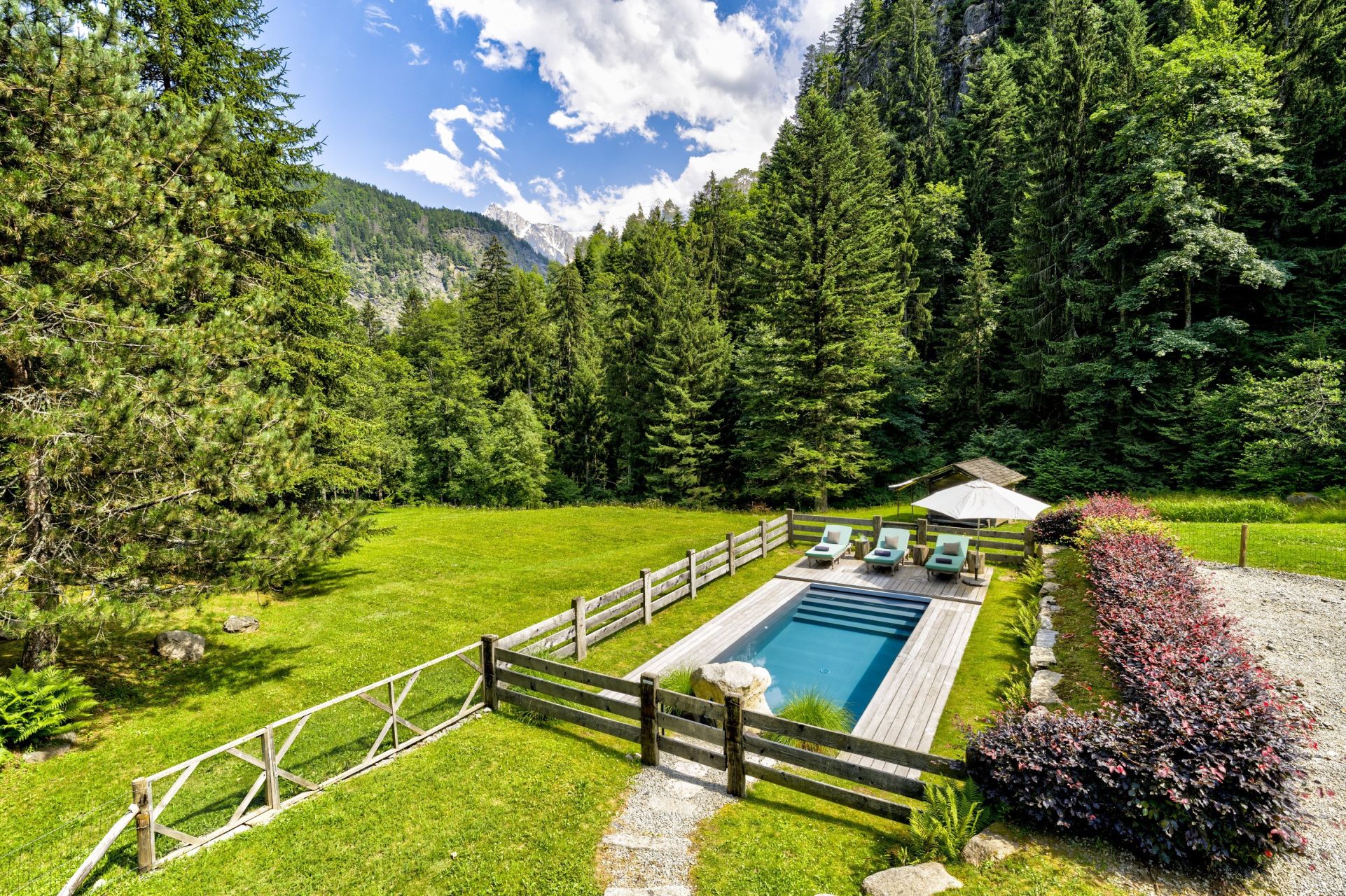 farmhouse 8 Rooms for sale on CHAMONIX MONT BLANC (74400)