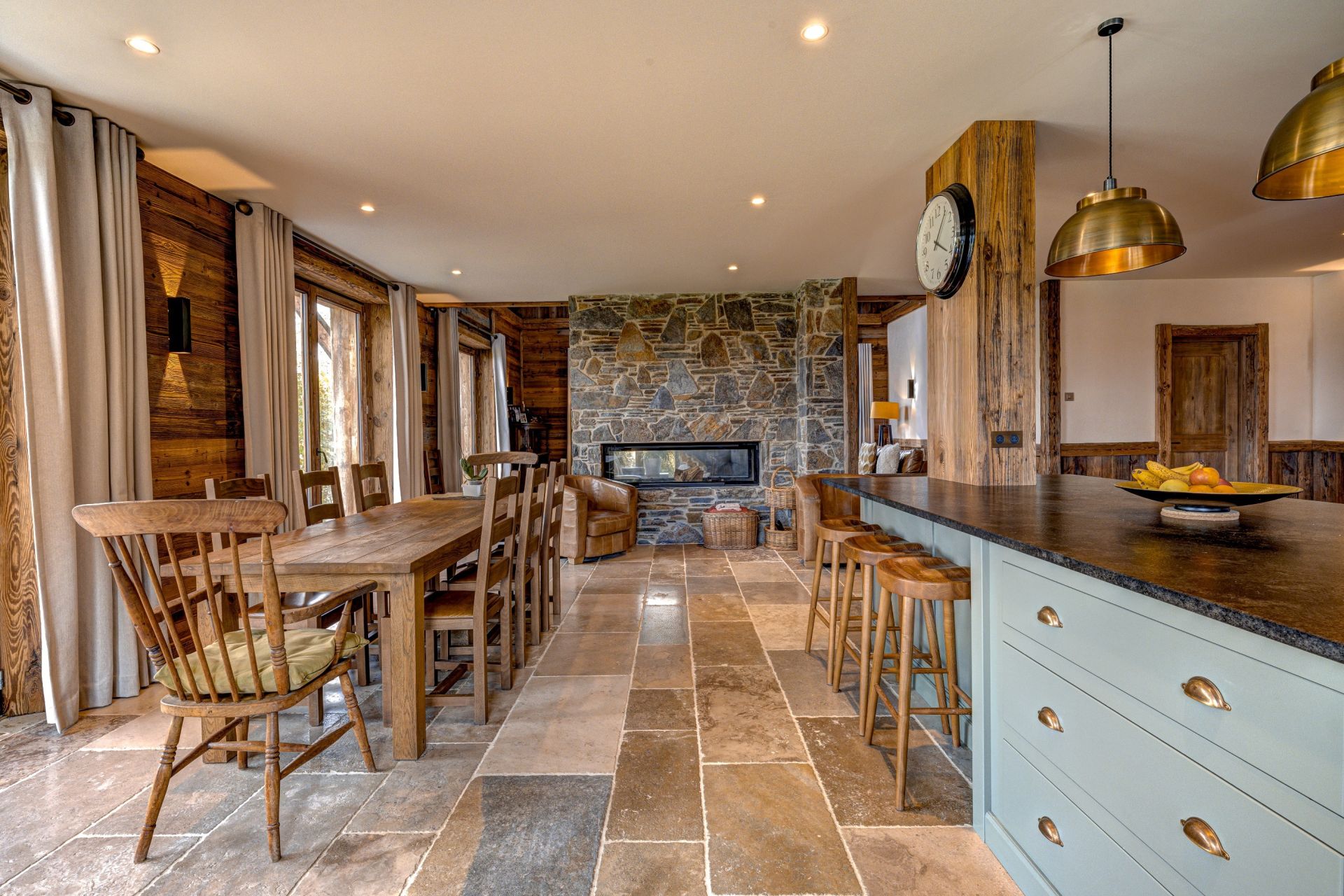 ferme 12 Pièces en vente sur LES HOUCHES (74310)