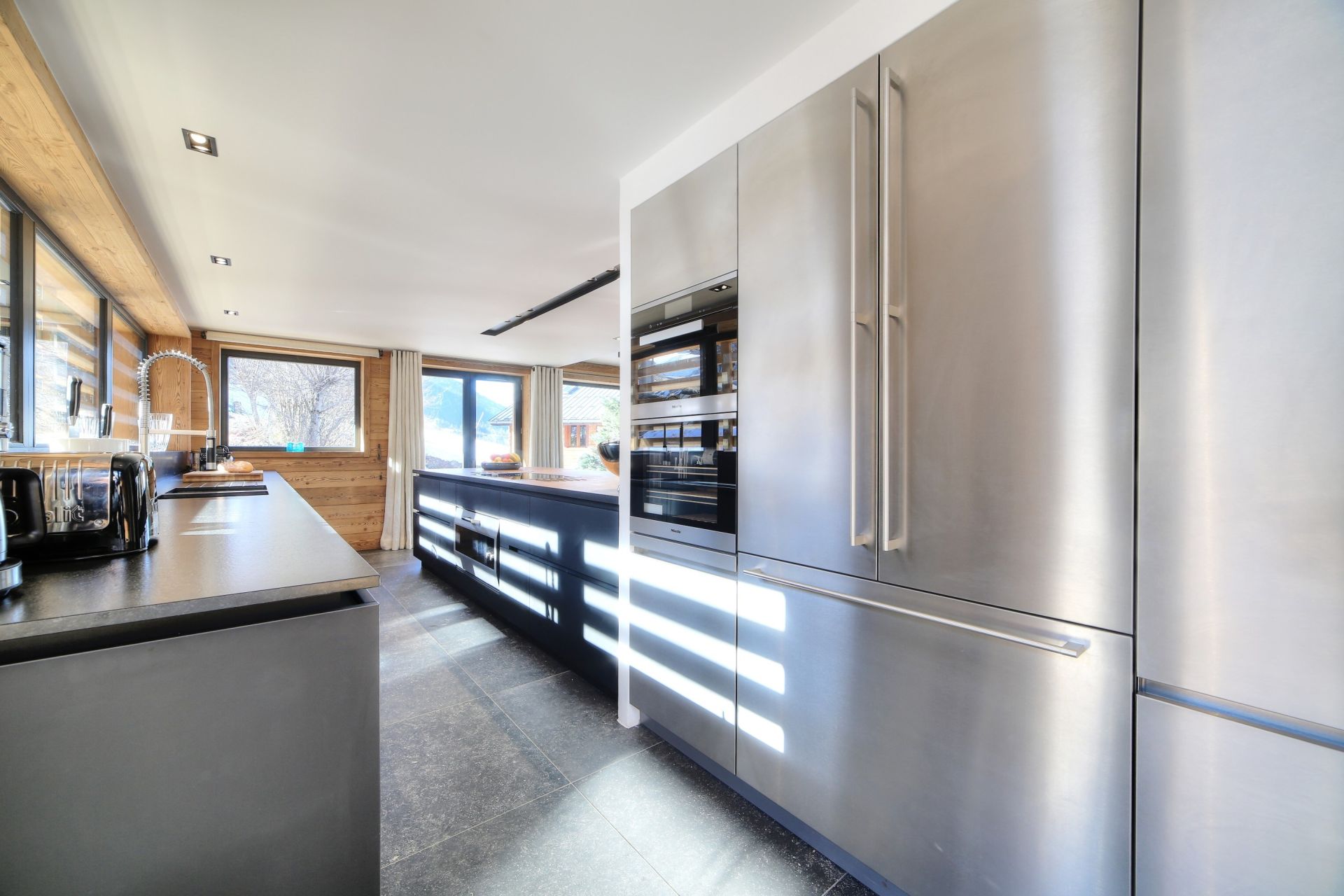 chalet 12 Rooms for sale on CHAMONIX MONT BLANC (74400)