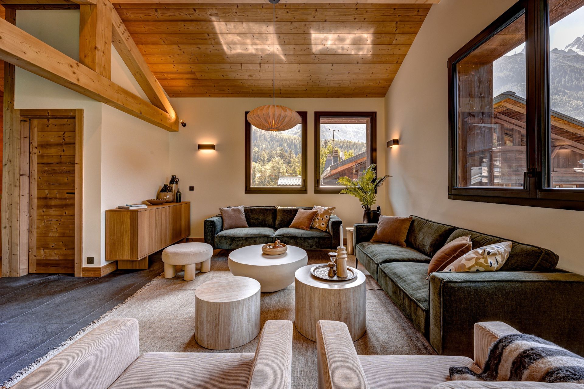 apartment 4 Rooms for sale on CHAMONIX MONT BLANC (74400)