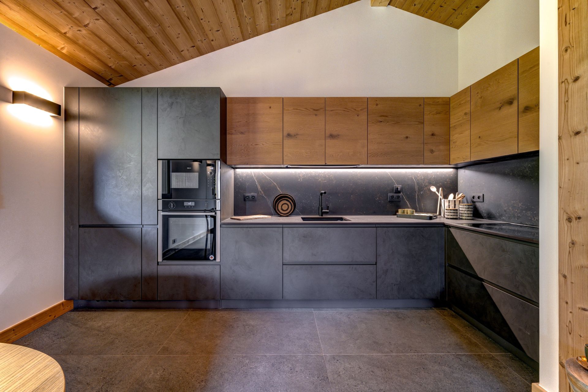 apartment 4 Rooms for sale on CHAMONIX MONT BLANC (74400)