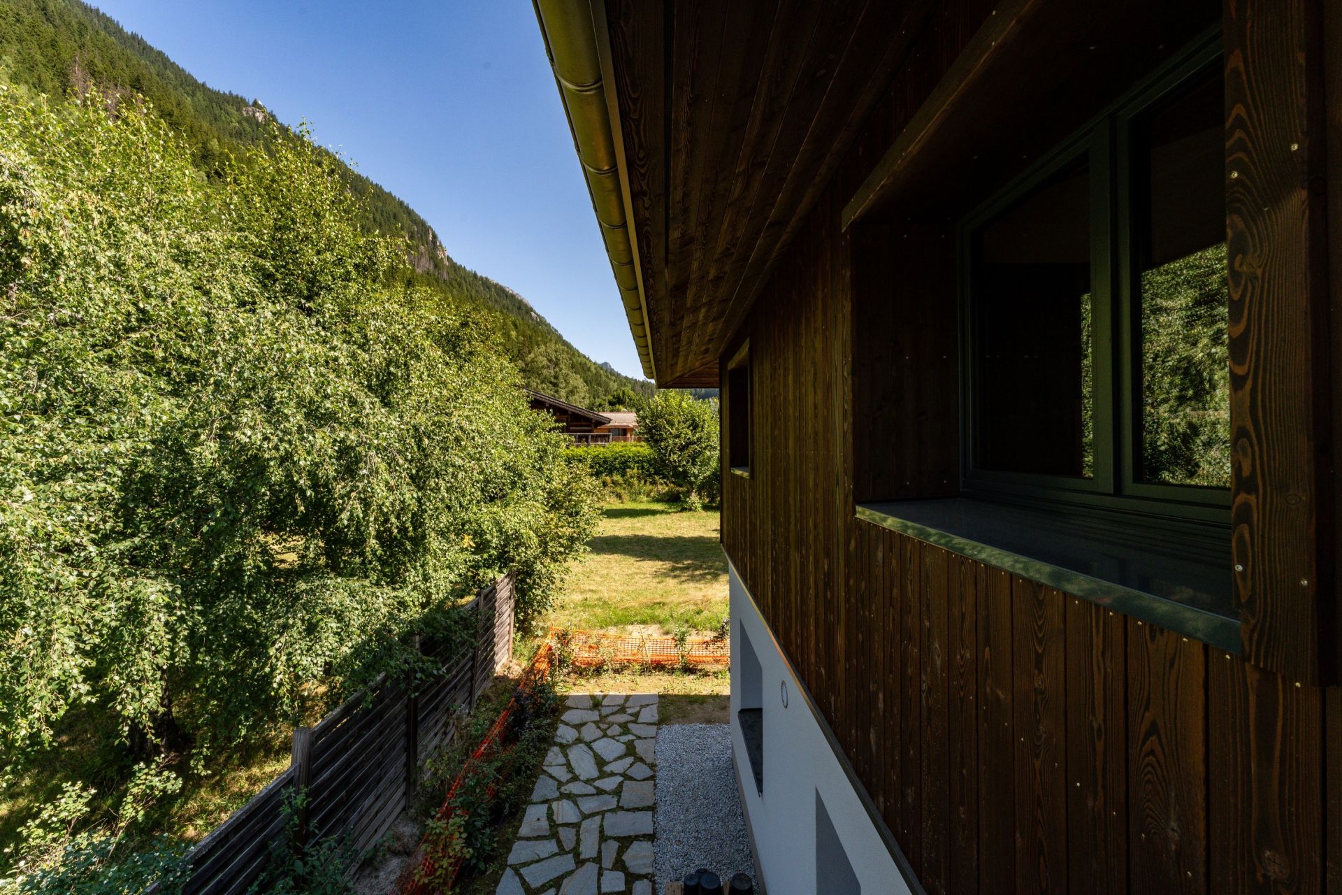 apartment 4 Rooms for sale on CHAMONIX MONT BLANC (74400)