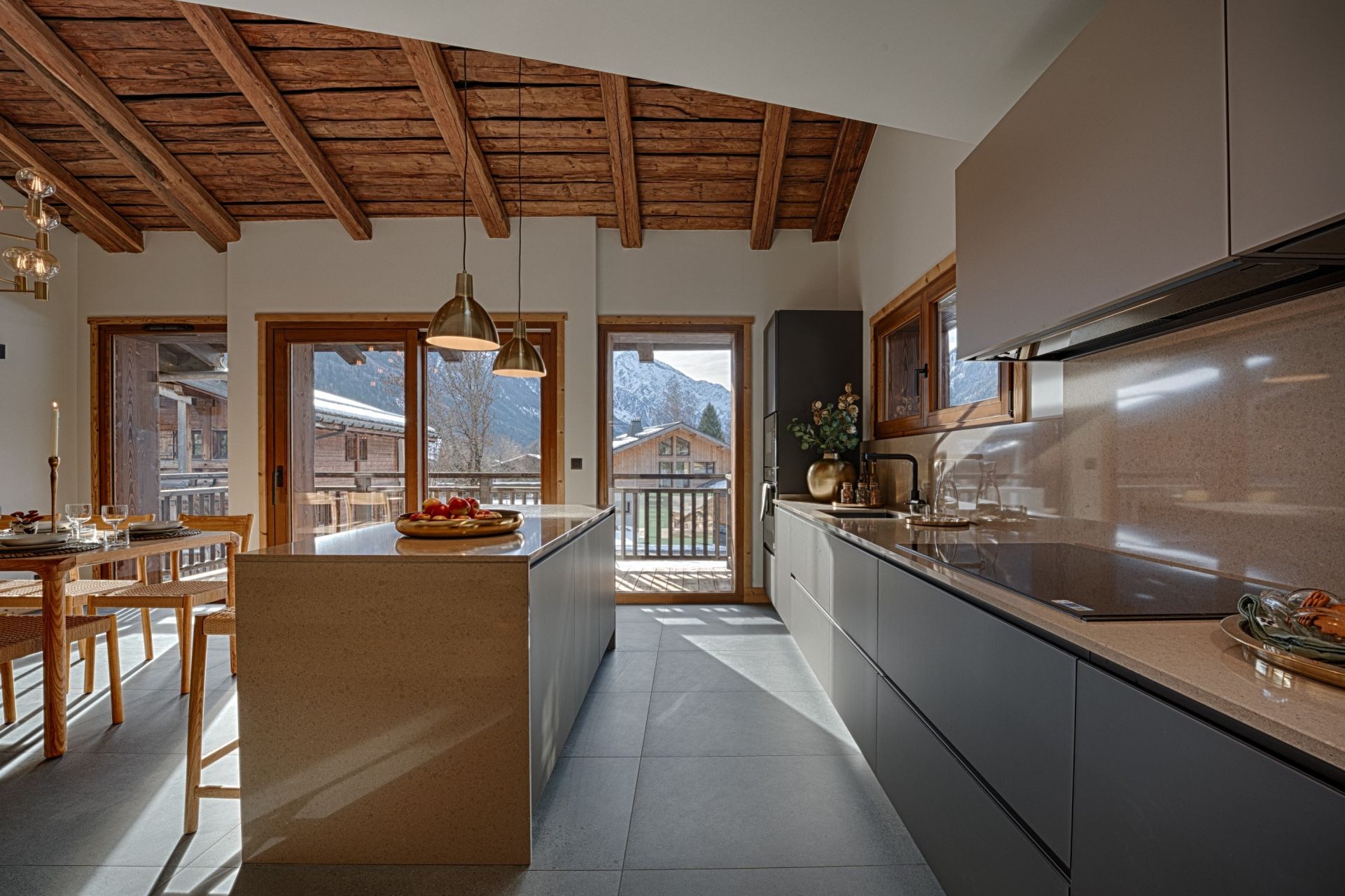 chalet 5 Rooms for sale on CHAMONIX MONT BLANC (74400)