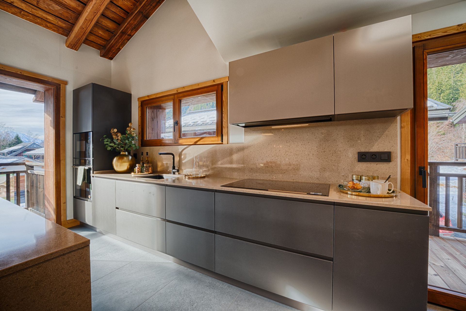 chalet 5 Rooms for sale on CHAMONIX MONT BLANC (74400)