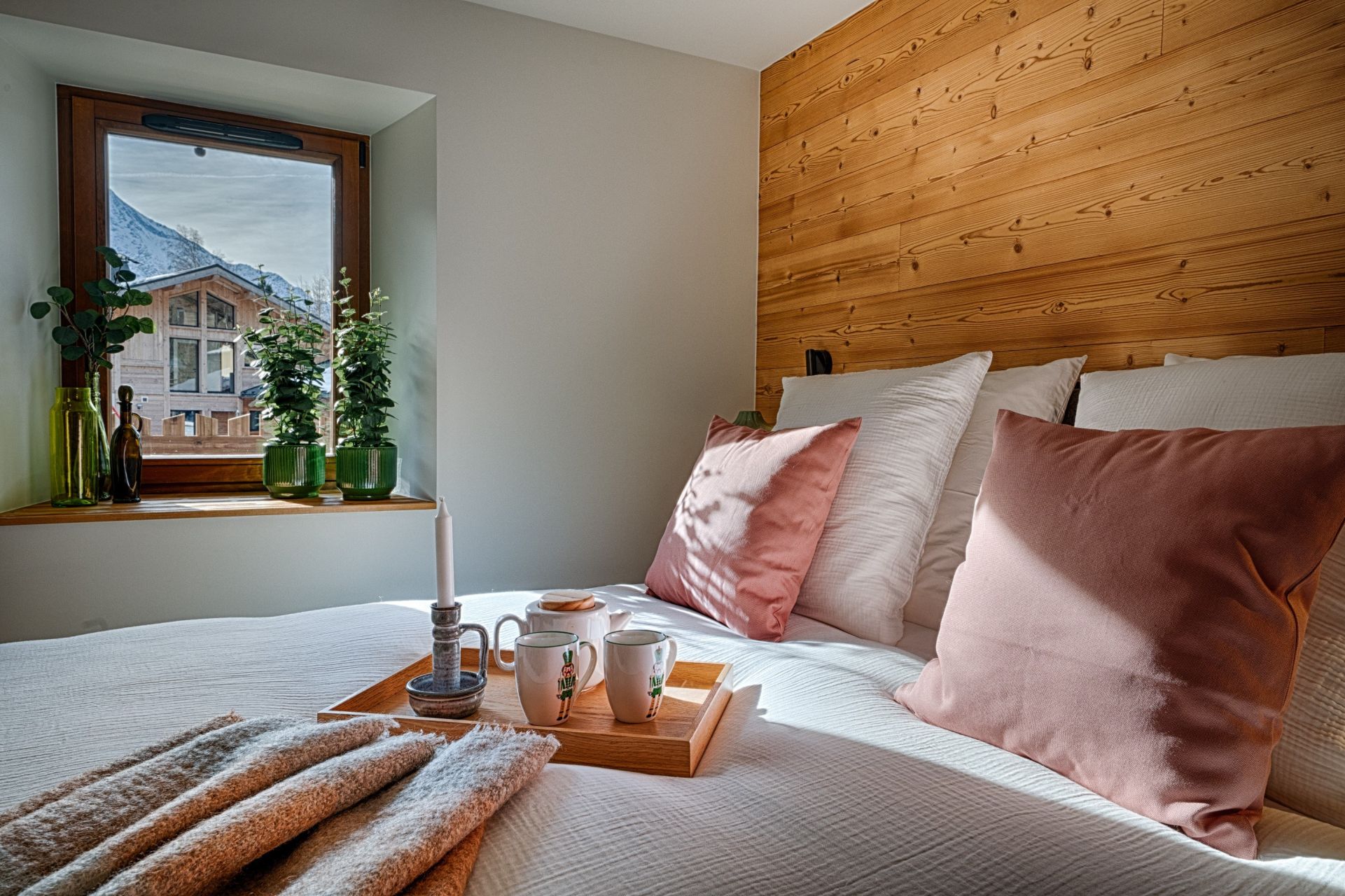 chalet 5 Rooms for sale on CHAMONIX MONT BLANC (74400)