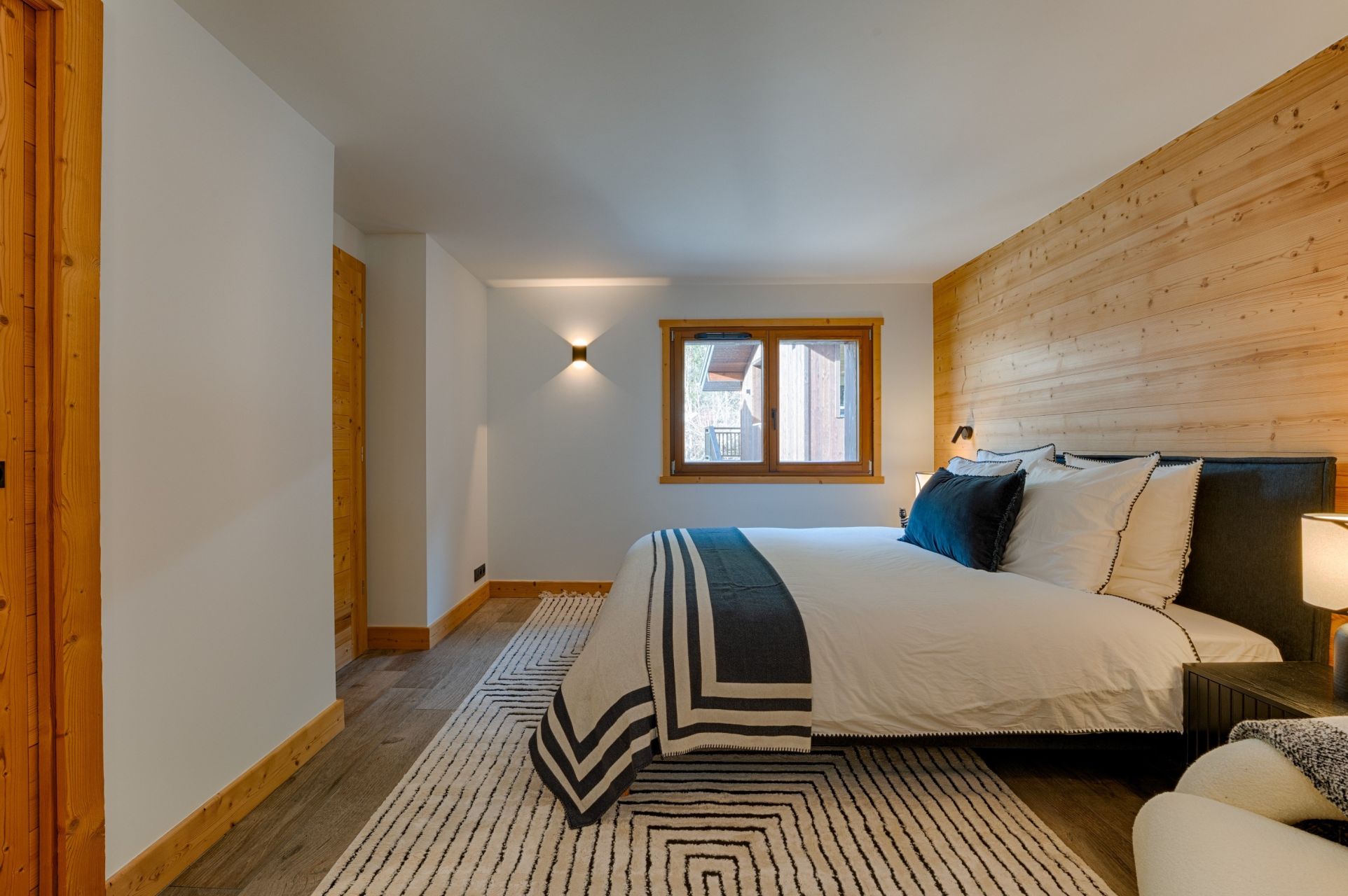 chalet 5 Rooms for sale on CHAMONIX MONT BLANC (74400)