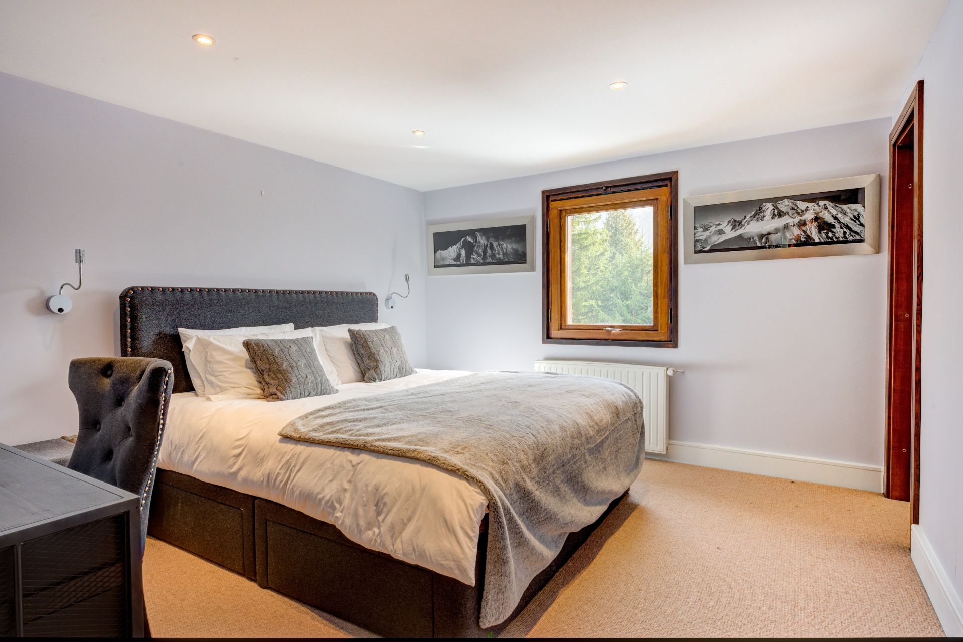 chalet 10 Rooms for sale on CHAMONIX MONT BLANC (74400)