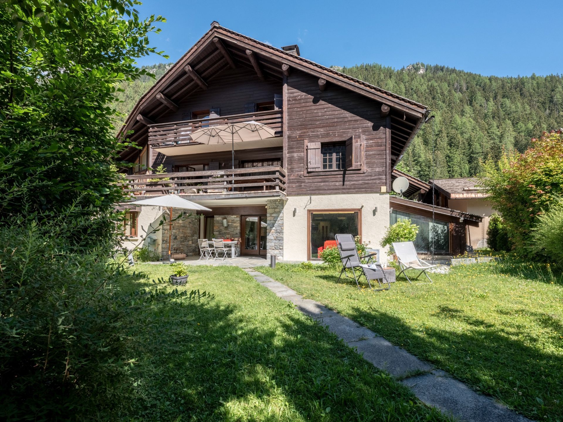 apartment 5 Rooms for sale on ARGENTIERE (74400)