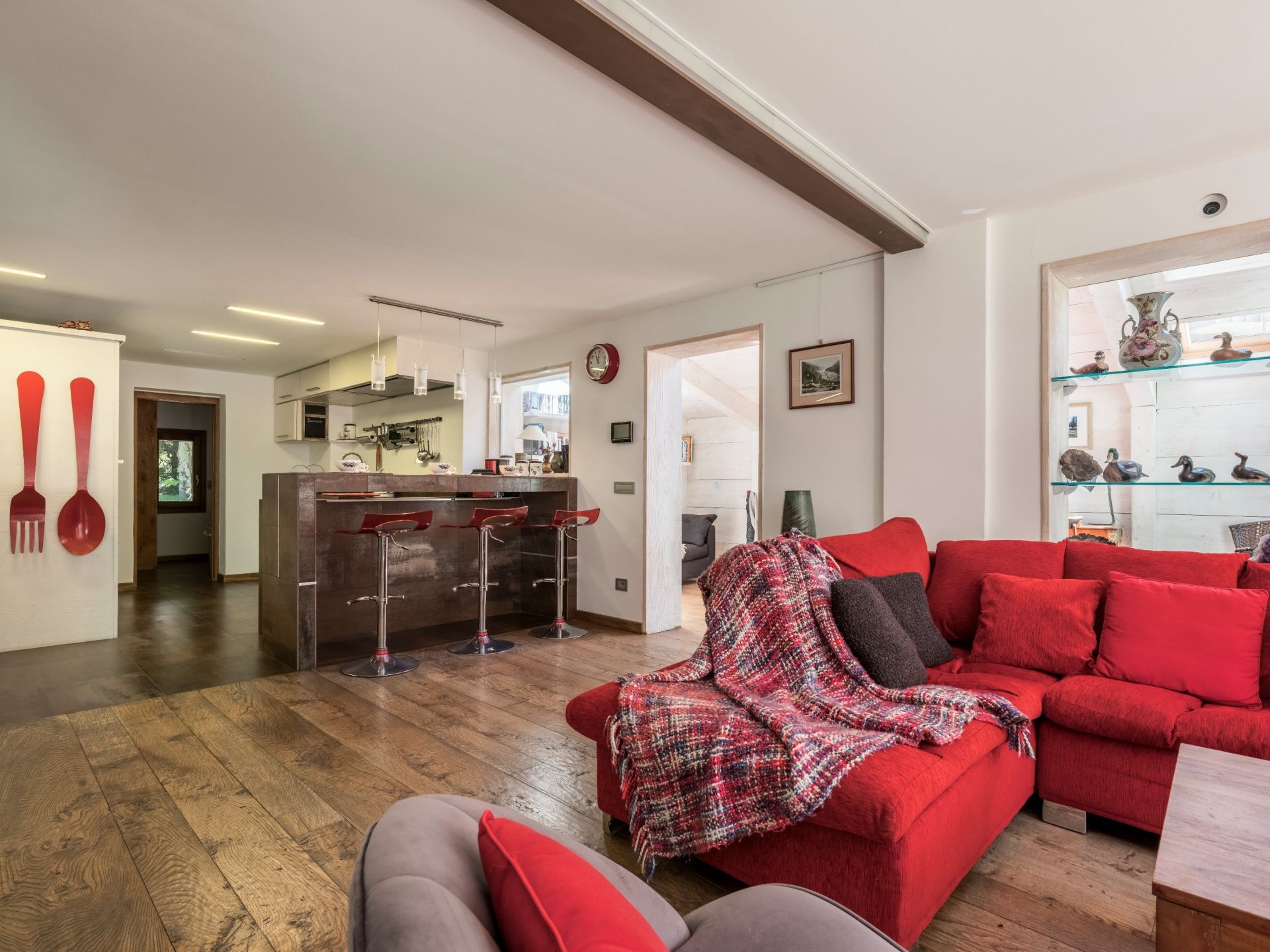 apartment 5 Rooms for sale on ARGENTIERE (74400)