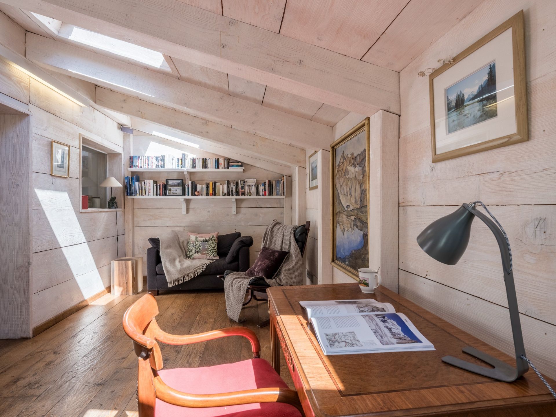 apartment 5 Rooms for sale on ARGENTIERE (74400)
