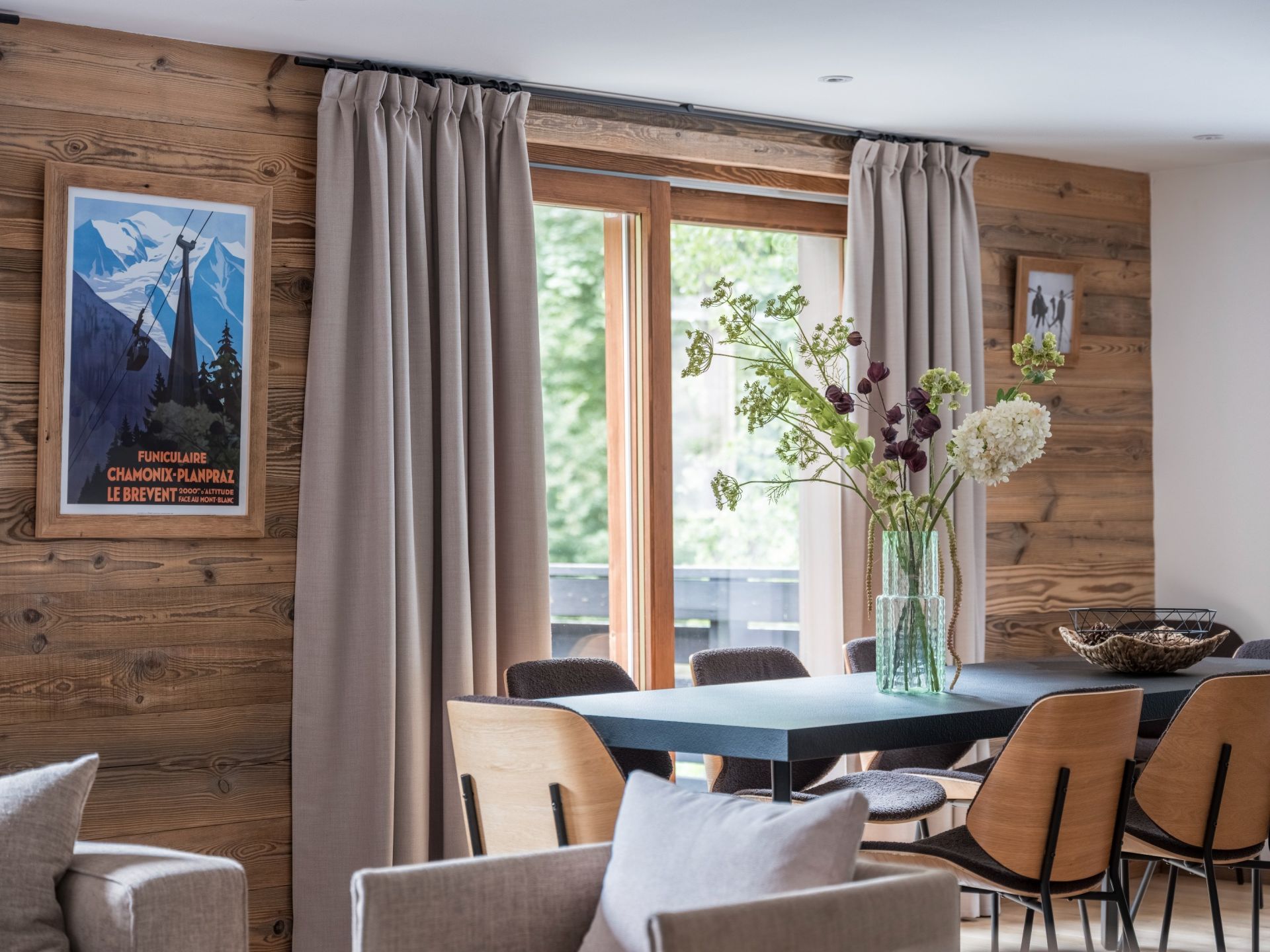 chalet 6 Rooms for sale on CHAMONIX MONT BLANC (74400)