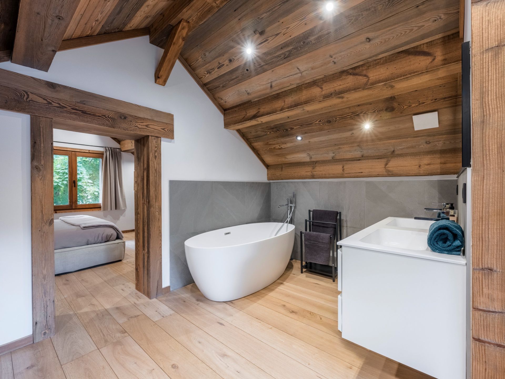chalet 6 Rooms for sale on CHAMONIX MONT BLANC (74400)