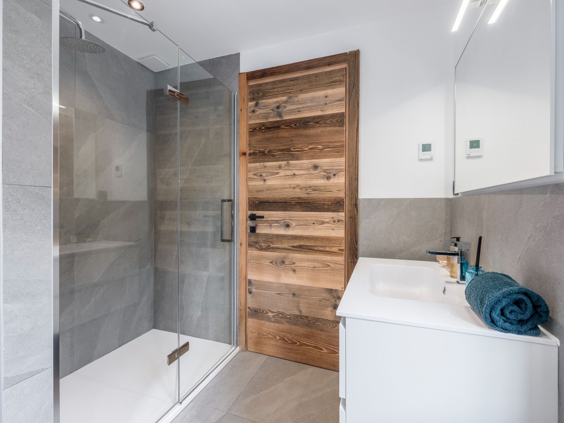 chalet 6 Rooms for sale on CHAMONIX MONT BLANC (74400)