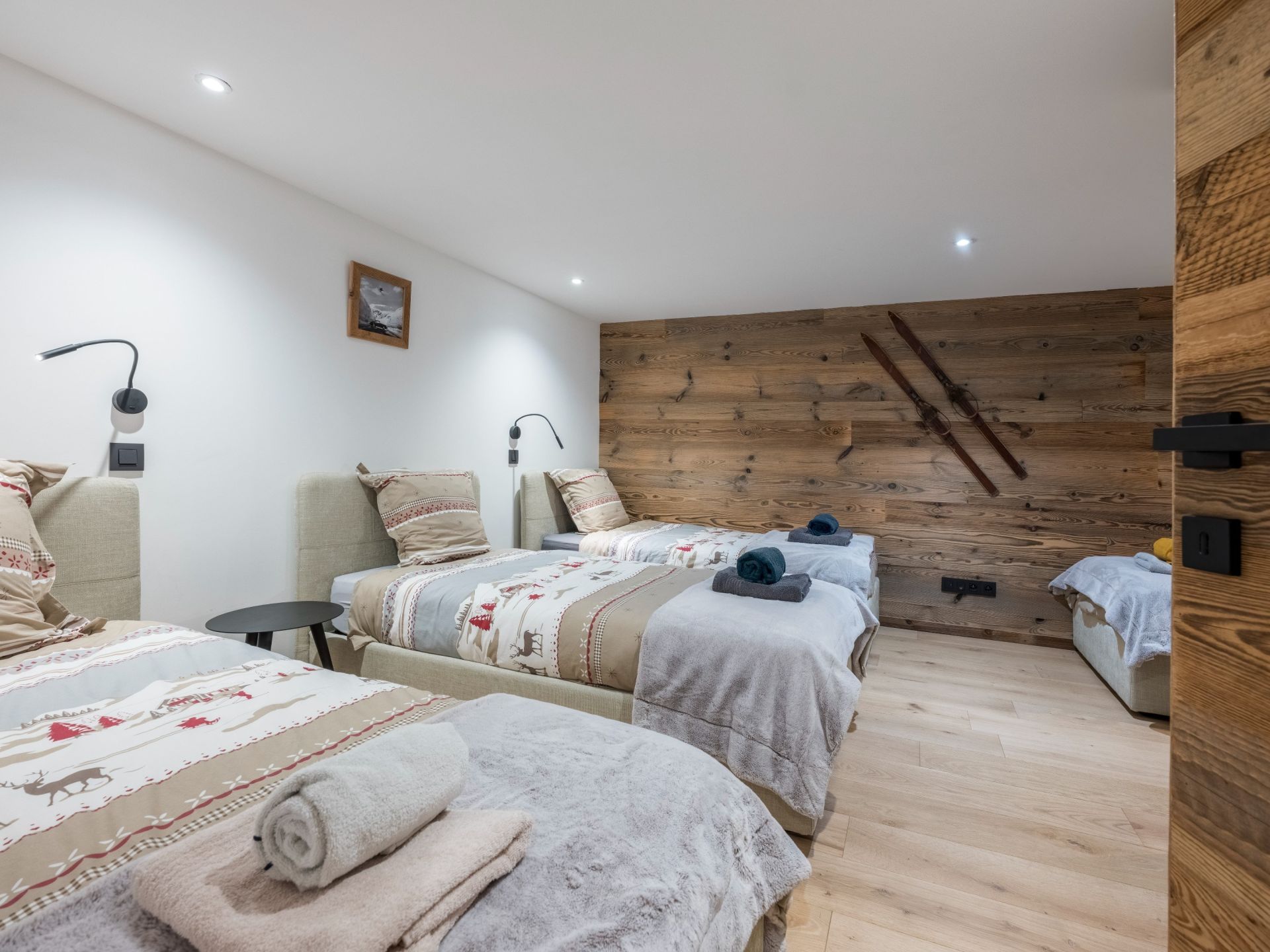apartment 4 Rooms for sale on CHAMONIX MONT BLANC (74400)