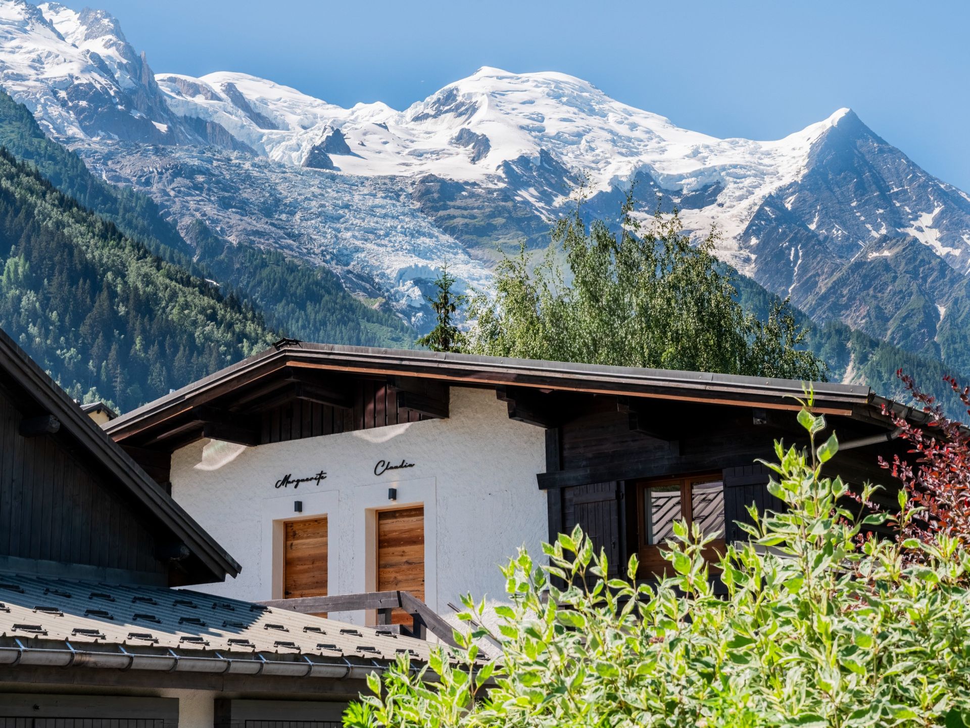 apartment 4 Rooms for sale on CHAMONIX MONT BLANC (74400)