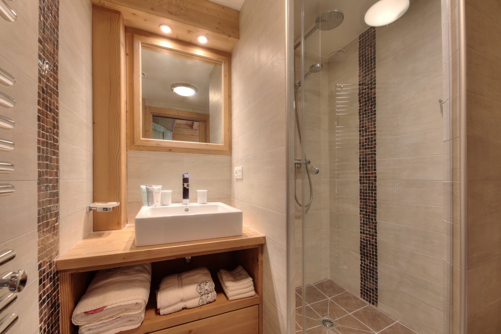 chalet 8 Rooms for sale on LES HOUCHES (74310)