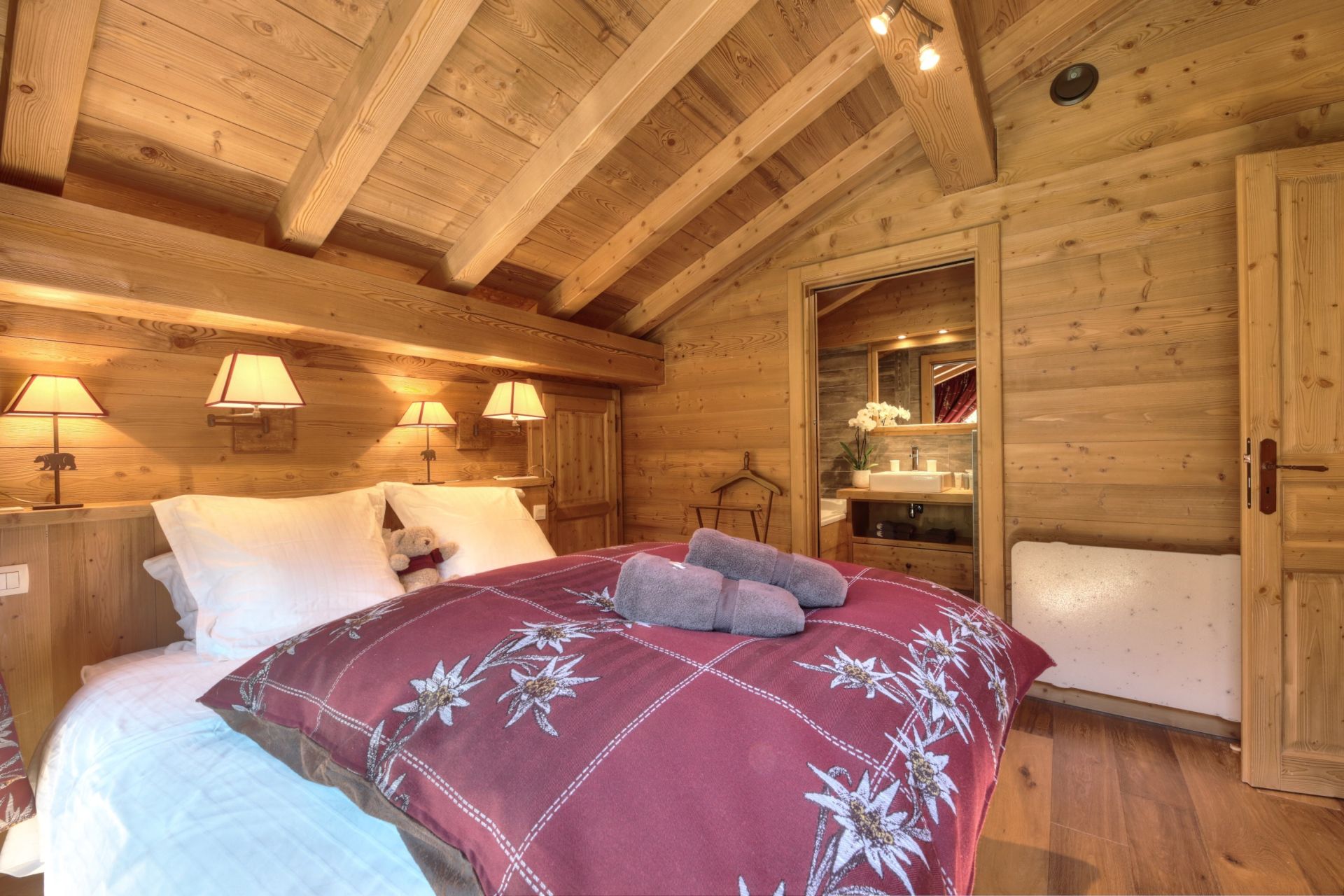 chalet 8 Rooms for sale on LES HOUCHES (74310)