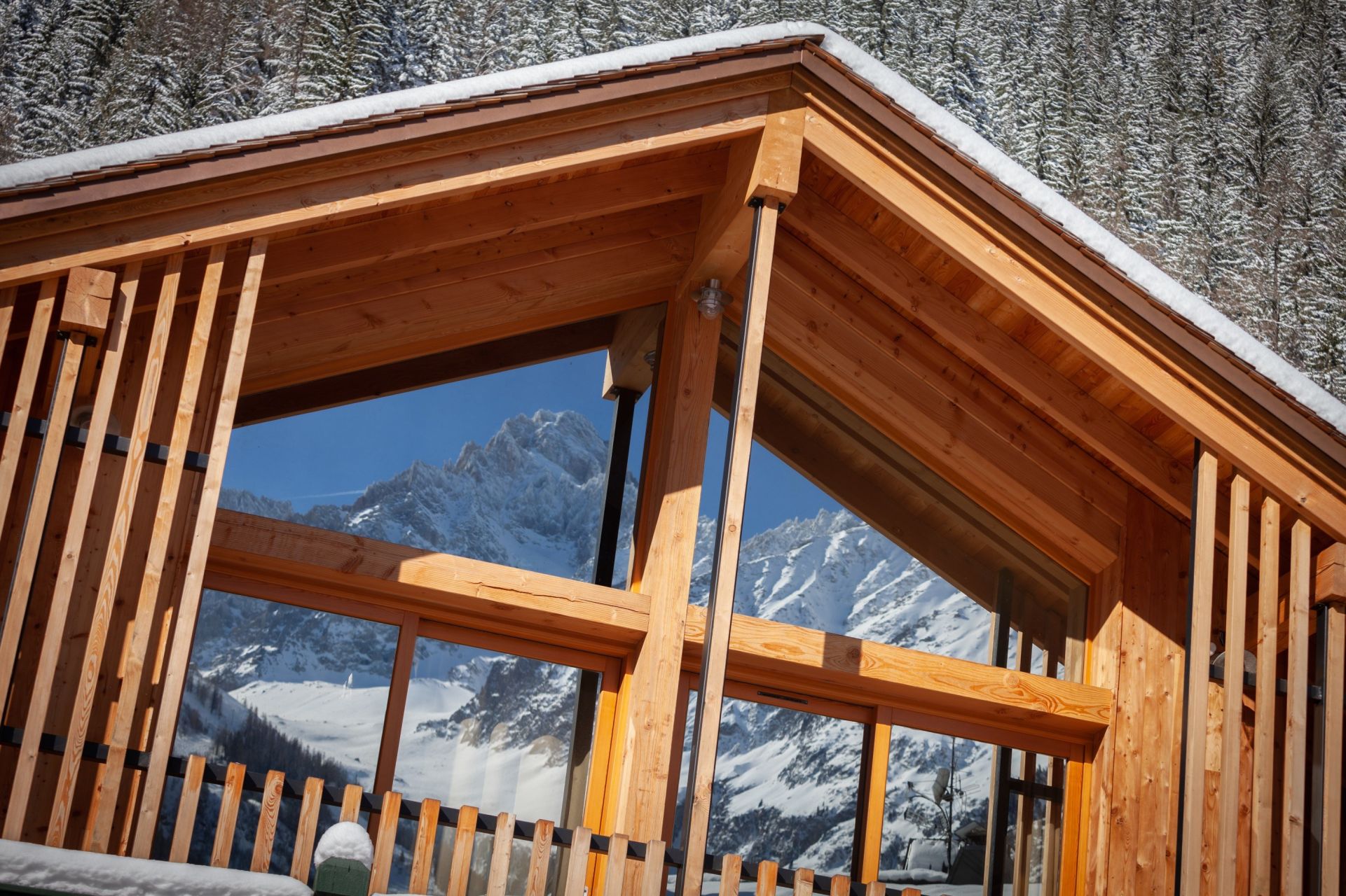 chalet 4 Rooms for sale on ARGENTIERE (74400)