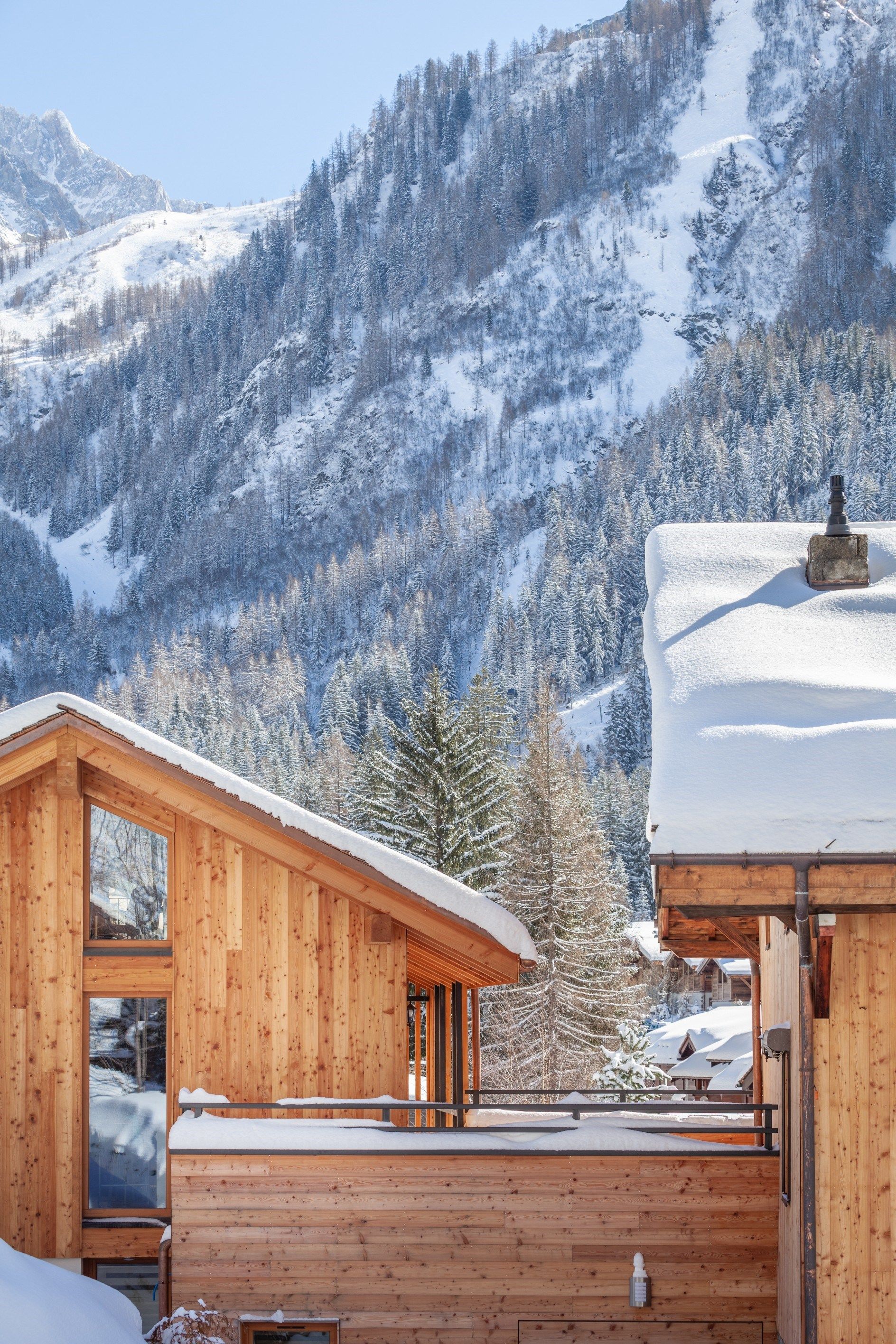 chalet 4 Rooms for sale on ARGENTIERE (74400)